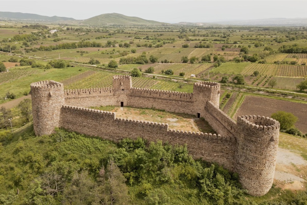 Chailluri Fortress and the Surrounding Landscape